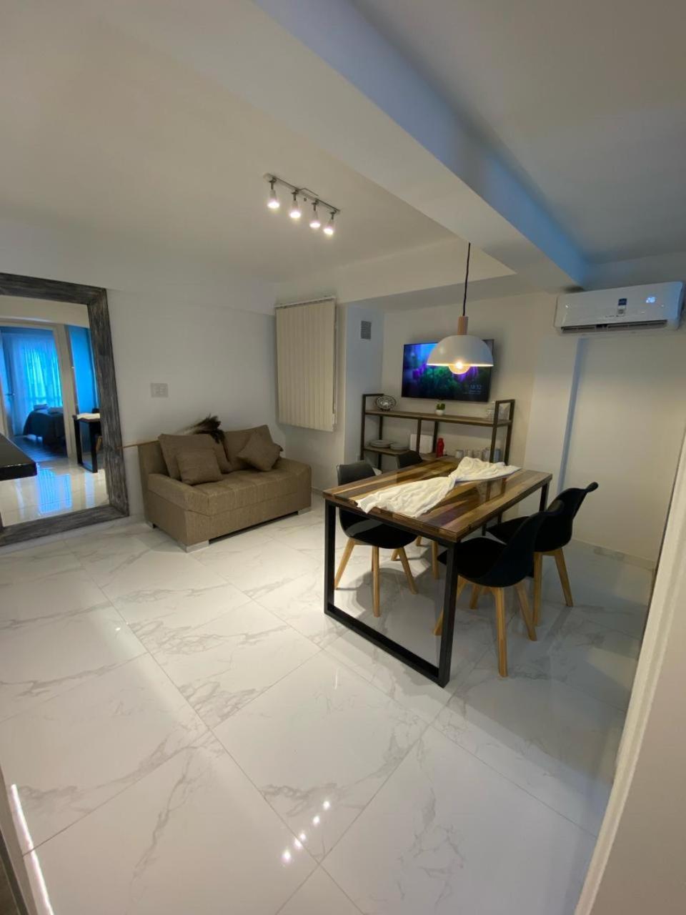 Departamento Centrico Con Cochera - Cordoba Argentina- Extérieur photo